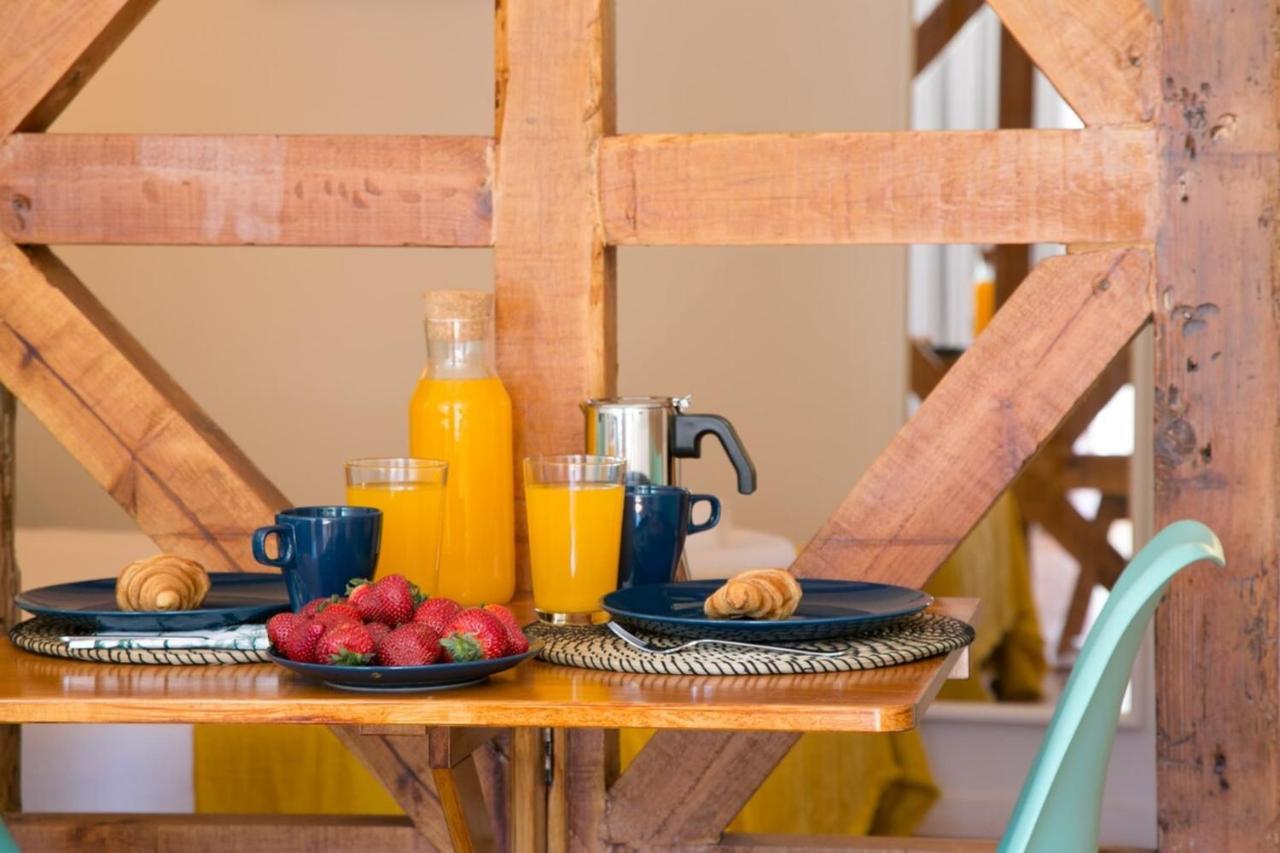 Apartamento Sunny Photographers Studio Wbalcony In Alcântara